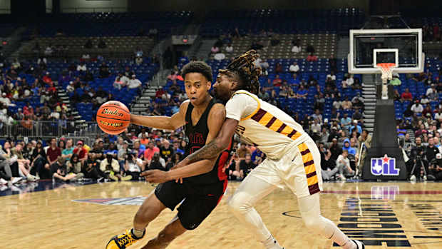 Lake Highlands Beaumont United Texas boys basketball 6A UIL state championship 031123 Tom Dendy 9